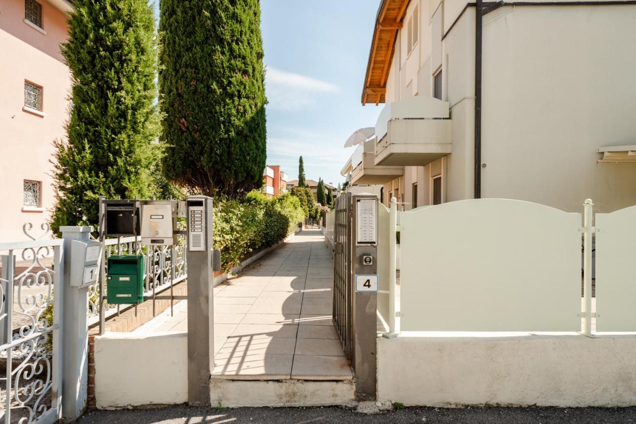 So&Mi Apartment Sirmione Exterior photo
